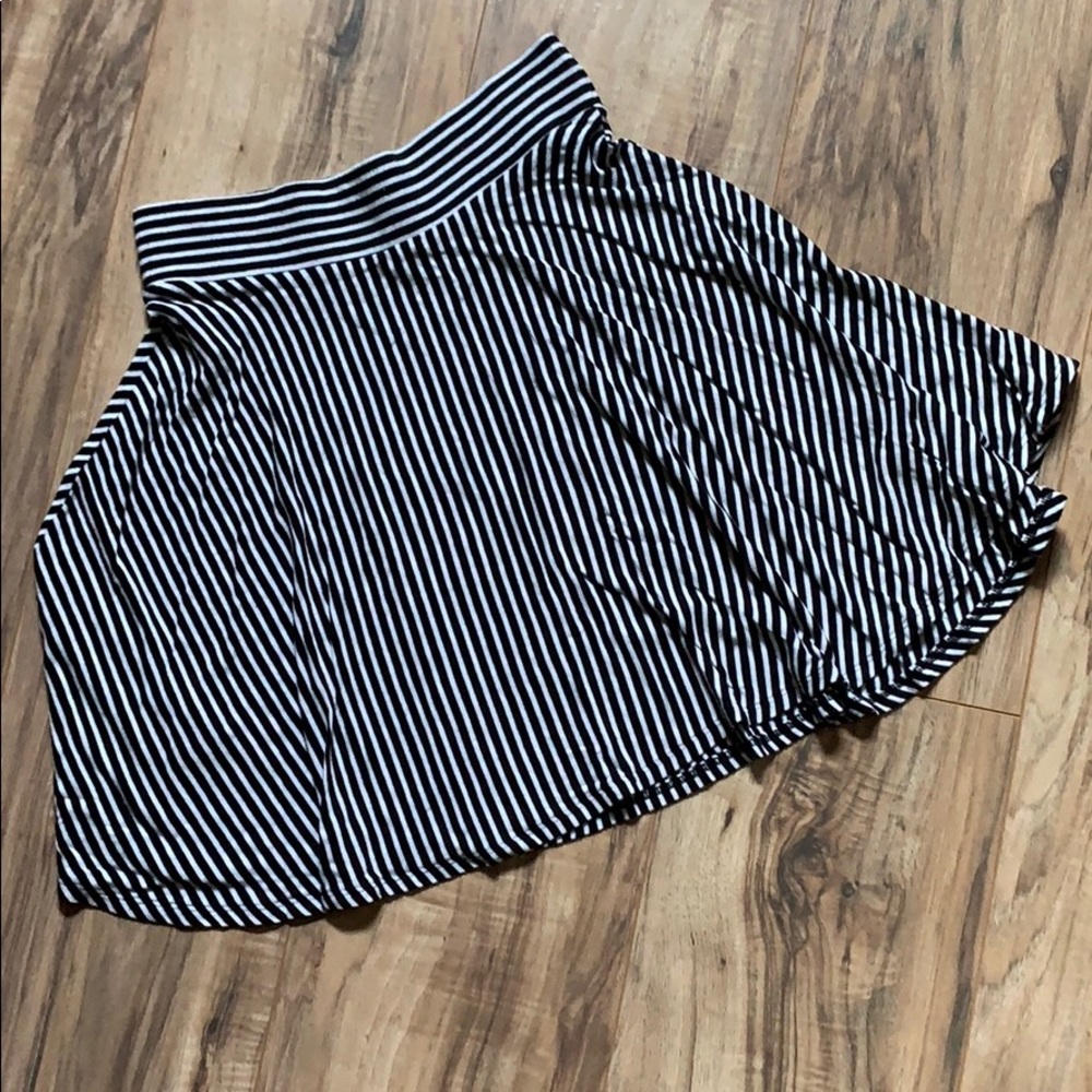 High waisted striped circle skirt- S